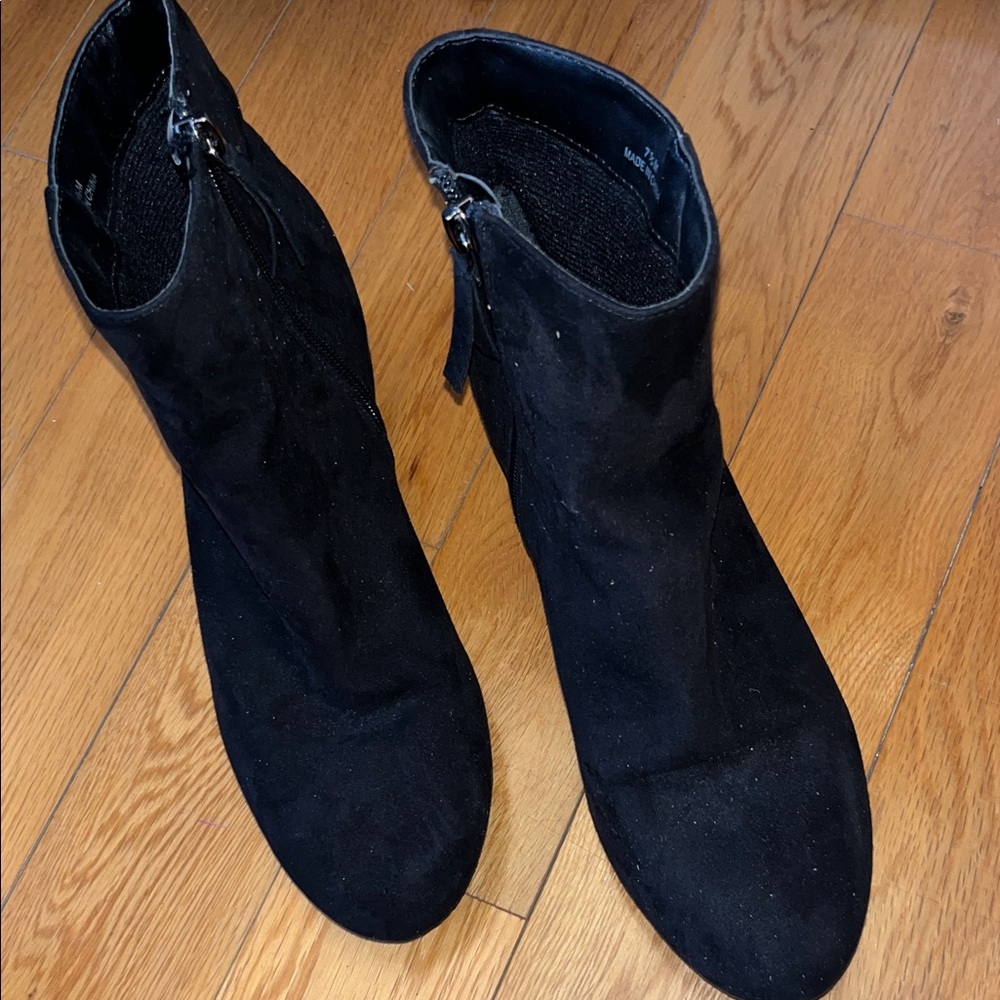 Simply Styled Black Suede Ankle Boots - Size 7.5